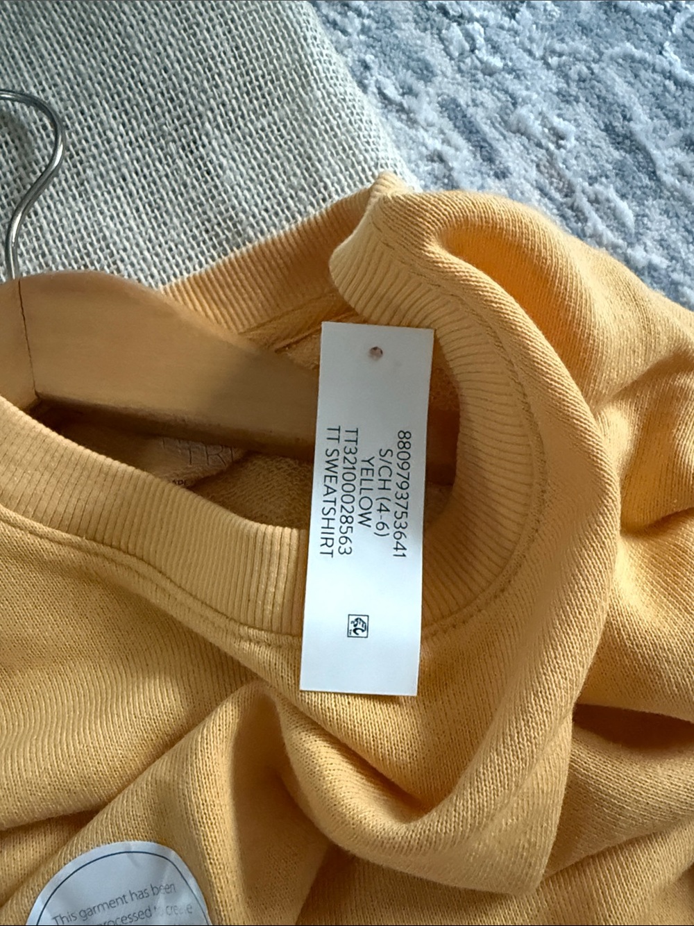 NWT Time and Tru Sweater Knit Sweatshirt Small Marigold Yellow Hi Low Split Hem - Picture 5 of 6